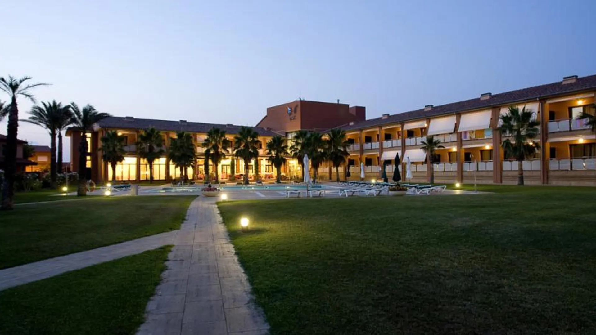Hotel Clipper & Villas Torroella de Montgrí 4*,  España